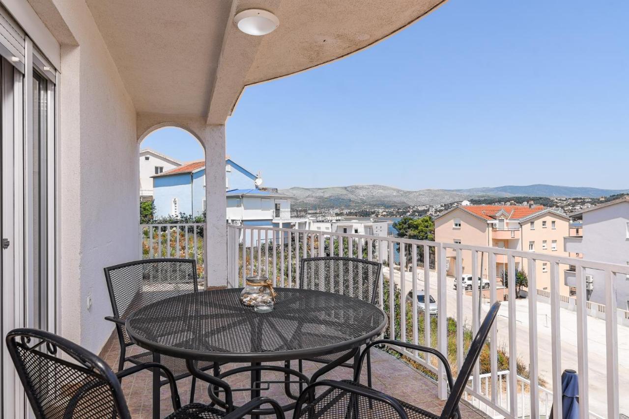 Apartment Planikovica Trogir Eksteriør billede