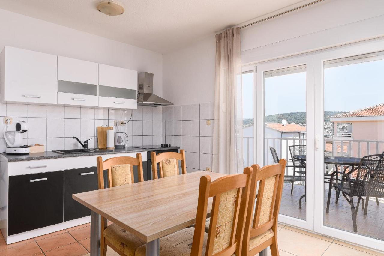 Apartment Planikovica Trogir Eksteriør billede