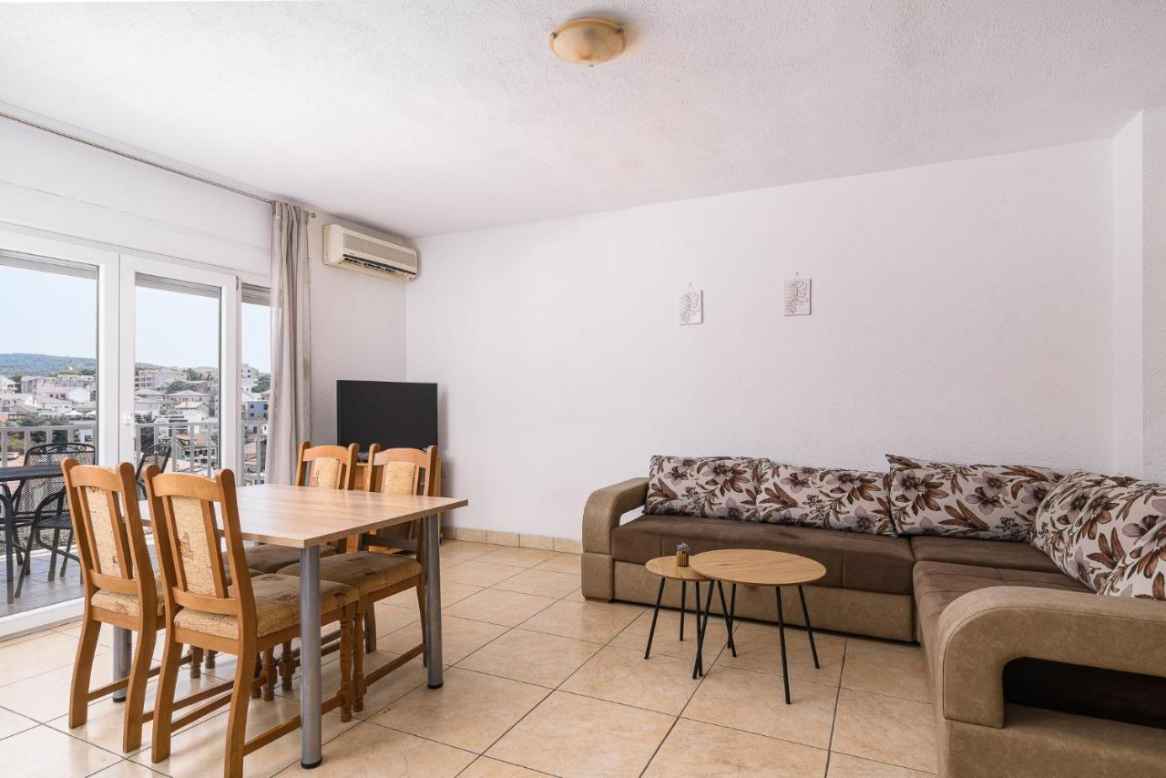 Apartment Planikovica Trogir Eksteriør billede