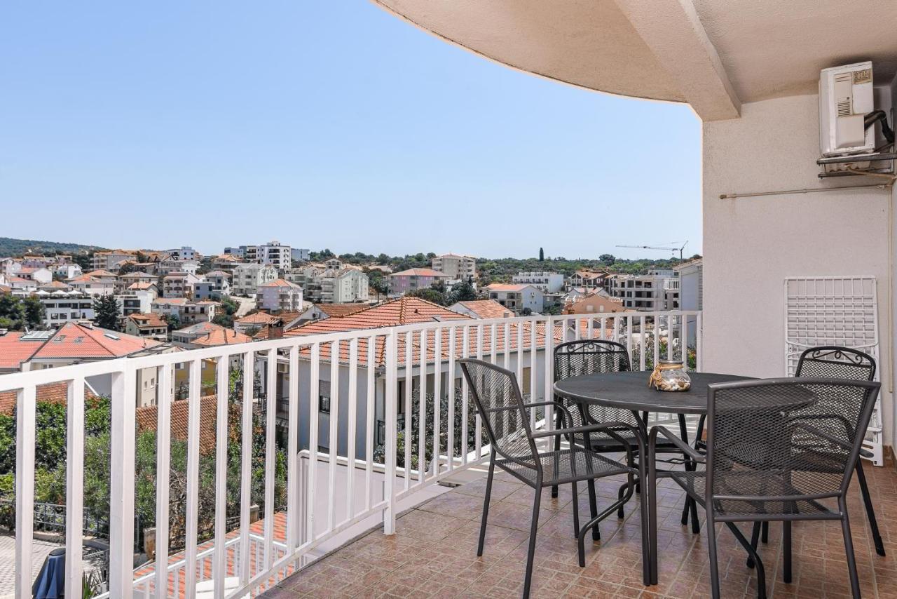 Apartment Planikovica Trogir Eksteriør billede